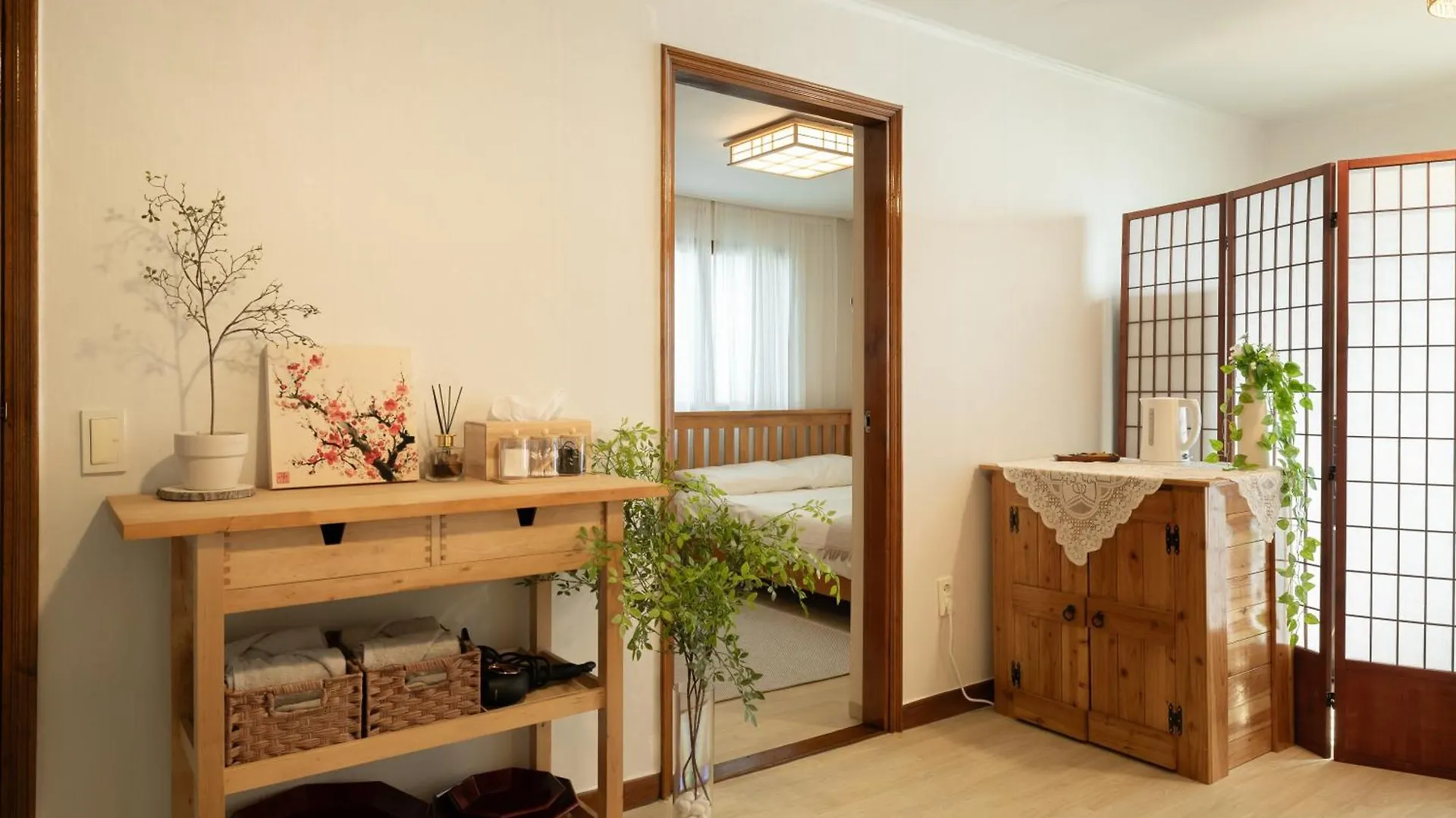 New Wood Bridge Apartment Seoul